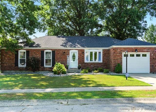 Property at 1010 Cliffwood Dr, New Albany, IN 47150, 3 beds, 3 baths