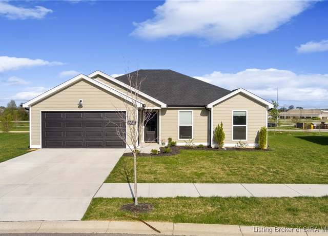Property at 863 Wolf Run Park Blvd, Jeffersonville, IN 47130, 3 beds, 2 baths