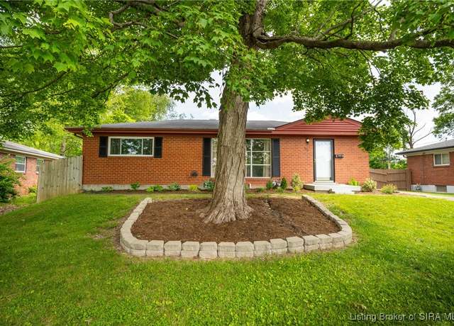 Property at 2224 Gary Dr, New Albany, IN 47150, 4 beds, 2 baths