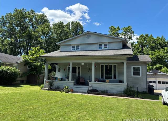 Property at 451 Miller Ave, Clarksville, IN 47129, 4 beds, 1 bath