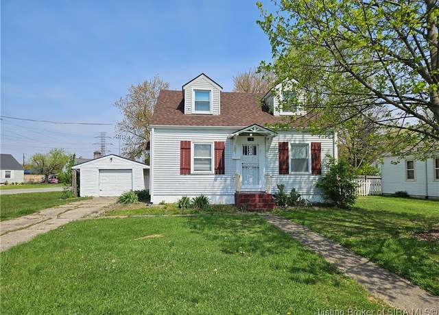 Property at 2901 Victory Ct, Clarksville, IN 47129, 3 beds, 1 bath