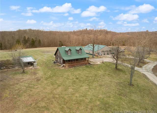 Property at 400 W Park St, English, IN 47118, 4 beds, 3 baths