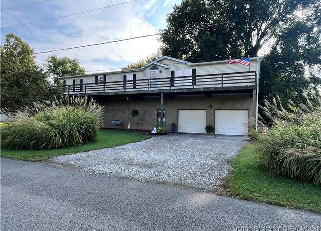 Property at 106 N Third St, Jeffersonville, IN 47130, 4 beds, 2 baths