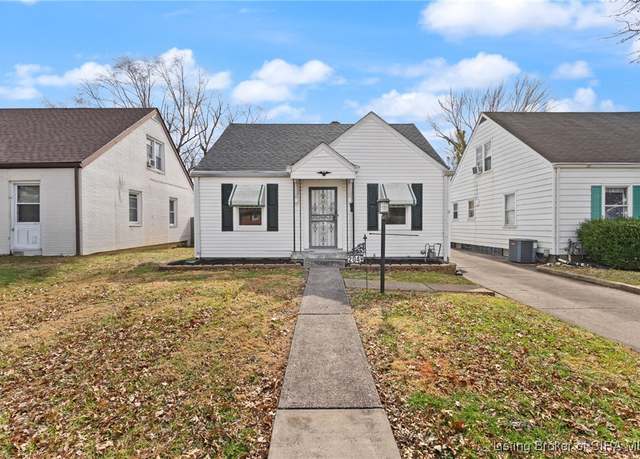 Property at 204 W Bowne Blvd, Clarksville, IN 47129, 3 beds, 1.5 baths