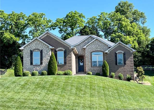Property at 2002 Leanders Rd, Floyds Knobs, IN 47119, 4 beds, 3 baths