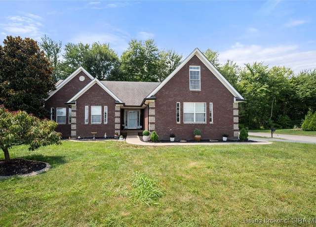 Property at 5600 Buckthorne Dr, Jeffersonville, IN 47130, 4 beds, 3 baths