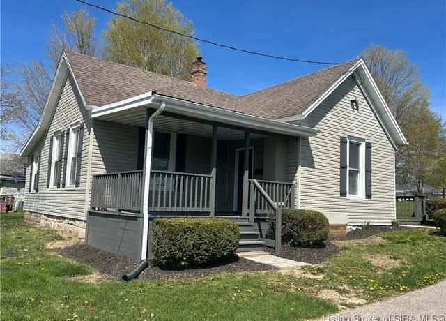Property at 109 N Franklin St, Salem, IN 47167, 2 beds, 1 bath
