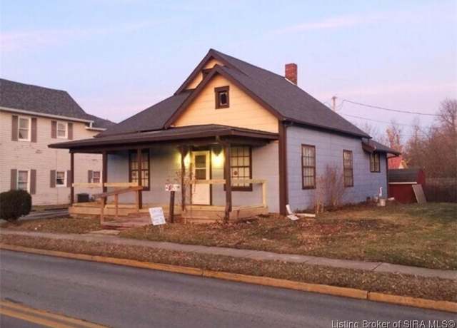 Property at 25 S Meridian St, Greenwood, IN 46143, 2 beds, 1 bath