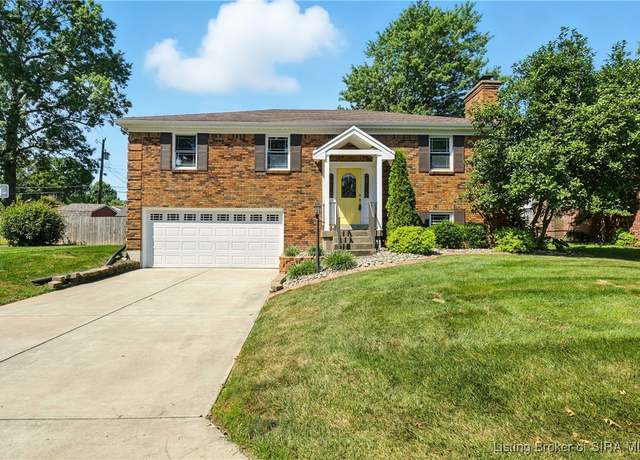 Property at 1105 Dogwood Rd, Jeffersonville, IN 47130, 3 beds, 2.5 baths