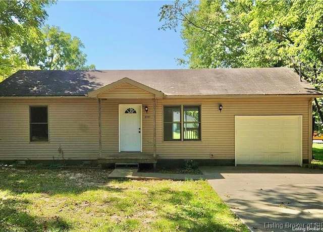 Property at 366 A E Vienna High St, Scottsburg, IN 47170, 2 beds, 1 bath