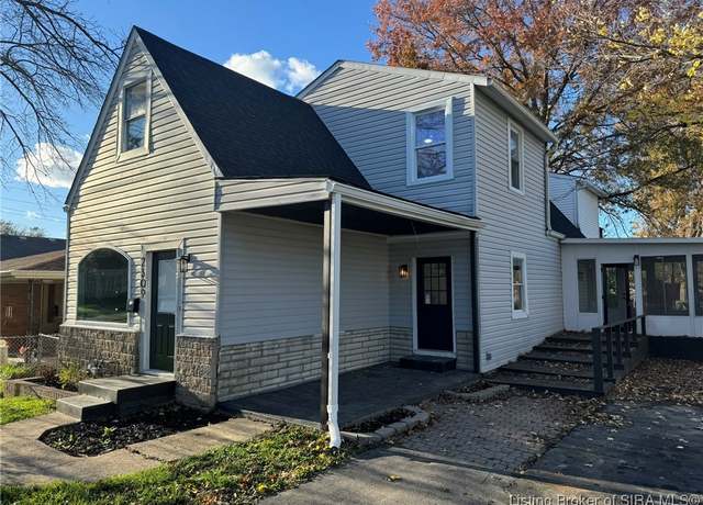 Property at 2309 Mclean Ave, New Albany, IN 47150, 4 beds, 3 baths