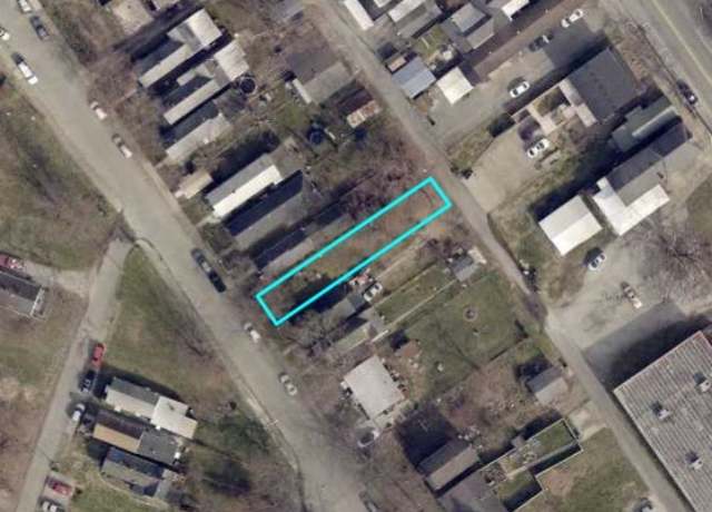Property at 1224 Clark St, New Albany, IN 47150
