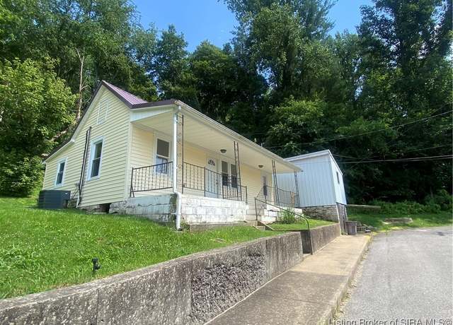 Property at 430 S Lemmon St, Corydon, IN 47112, 3 beds, 1 bath