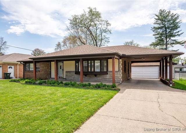 Property at 12 Wildwood Rd, Jeffersonville, IN 47130, 3 beds, 1.5 baths