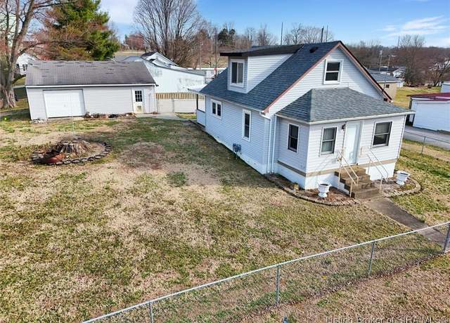 Property at 500 Floyd St, Corydon, IN 47112, 2 beds, 1 bath