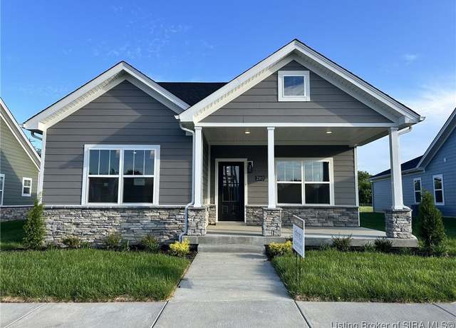 Property at 2103 Loop Island Way, New Albany, IN 47150, 3 beds, 2 baths