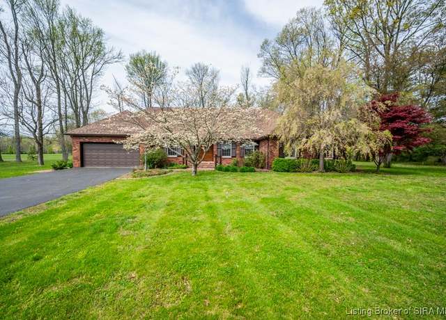 Property at 730 S Gardner St, Scottsburg, IN 47170, 3 beds, 2 baths