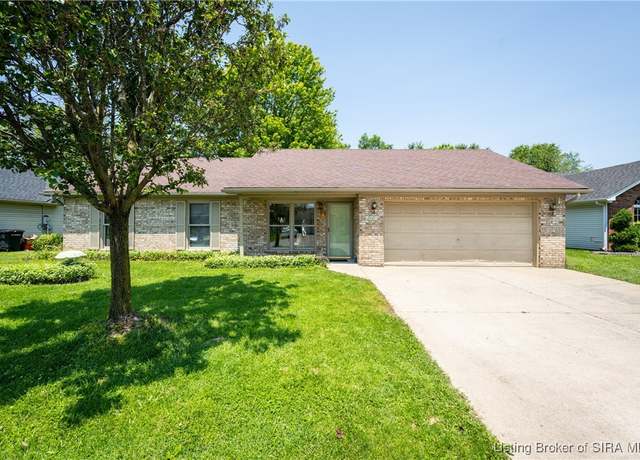 Property at 2111 Kingsfield St, Jeffersonville, IN 47130, 3 beds, 2 baths