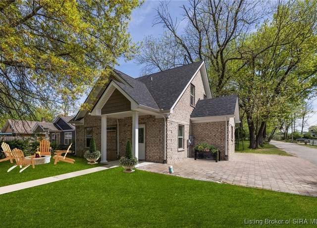 Property at 1626 Kehoe Ln, Jeffersonville, IN 47130, 4 beds, 3 baths