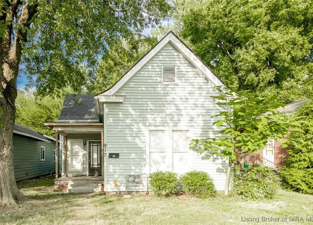 Property at 917 Watt St, Jeffersonville, IN 47130, 3 beds, 1 bath