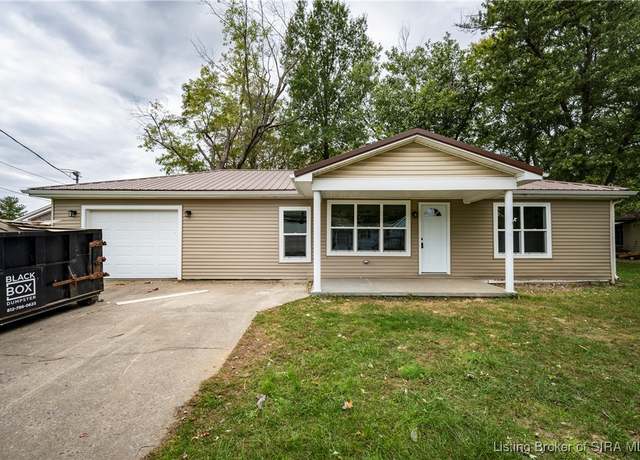 Property at 101 Jennings St, Charlestown, IN 47111, 3 beds, 2 baths