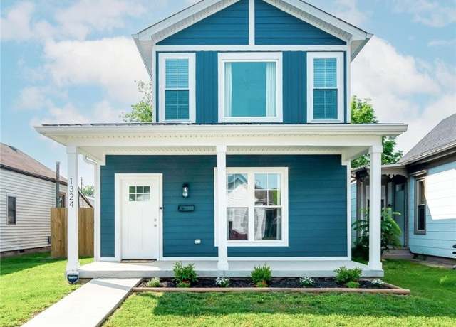 Property at 1324 E Oak St, New Albany, IN 47150, 4 beds, 2.5 baths