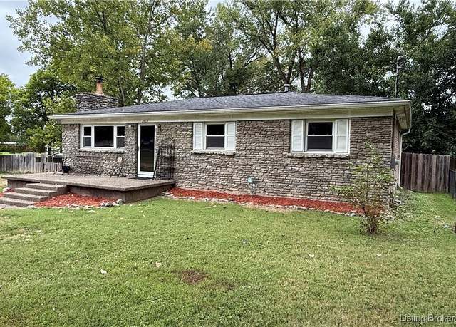 Property at 2623 Coopers Ln, Jeffersonville, IN 47172, 3 beds, 2 baths