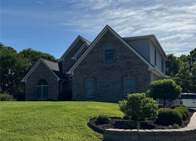 Property at 4704 Turnberry Dr, Floyds Knobs, IN 47119, 4 beds, 3.5 baths