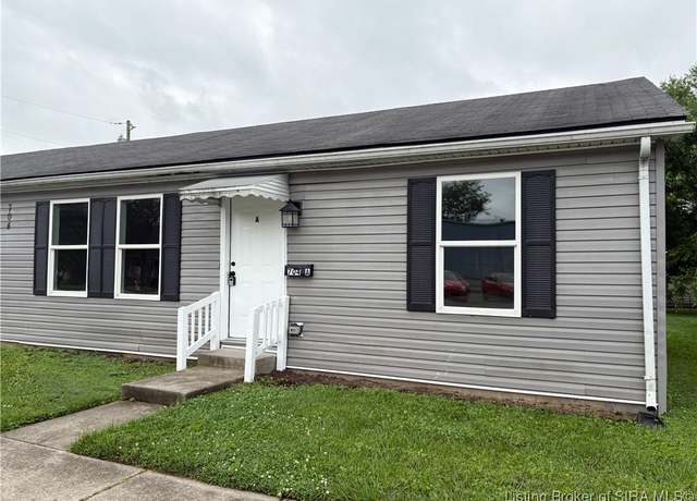 Property at 704 E Utica St Unit A, Sellersburg, IN 47172, 3 beds, 1 bath