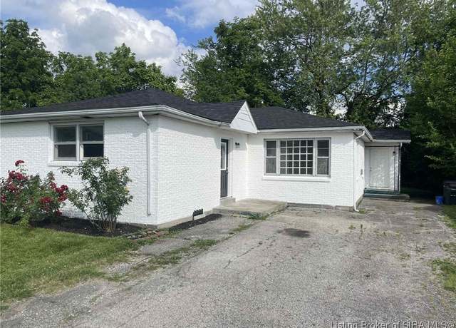 Property at 950 Whelan Ln, Jeffersonville, IN 47130, 3 beds, 1 bath