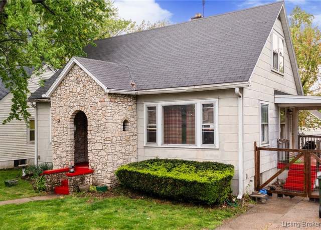 Property at 306 E Charlestown Ave, Jeffersonville, IN 47130, 4 beds, 1 bath