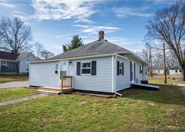 Property at 212 N Franklin St, Salem, IN 47167, 3 beds, 2 baths