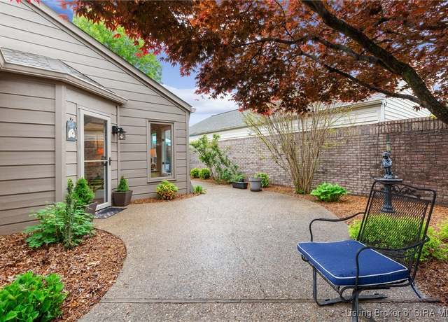 Property at 33 Abby Chase Dr, Jeffersonville, IN 47130, 2 beds, 2 baths
