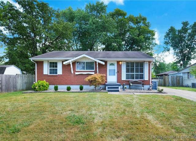 Property at 1722 Whittier Dr, Clarksville, IN 47129, 3 beds, 1 bath