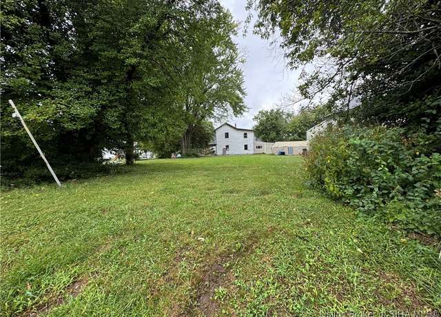 Property at 335 E 15th St, New Albany, IN 47150