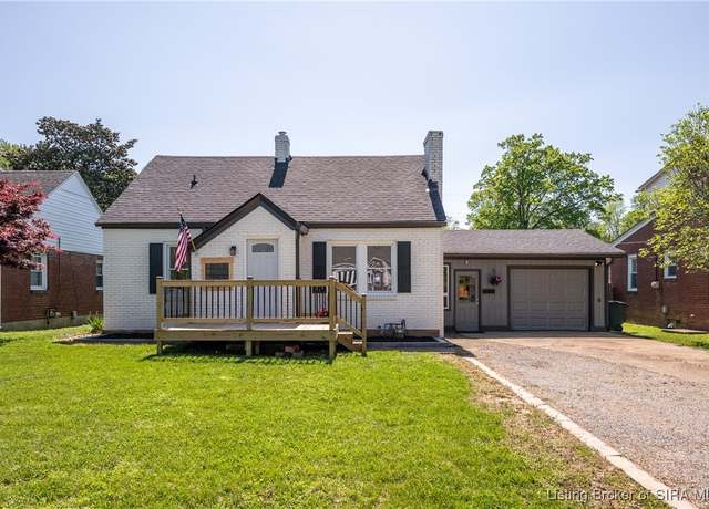 Property at 219 Kewanna Dr, Jeffersonville, IN 47130, 3 beds, 1 bath