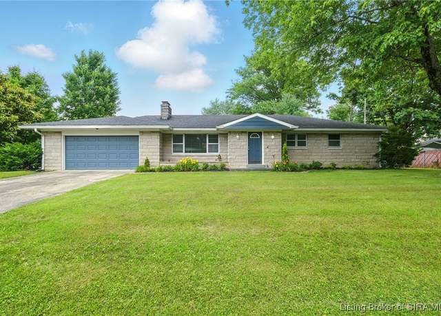 Property at 1212 Hibiscus Dr, Clarksville, IN 47129, 3 beds, 2 baths