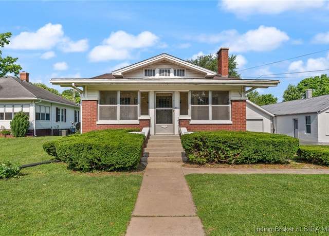 Property at 245 S Gospel St, Paoli, IN 47454, 3 beds, 1.5 baths