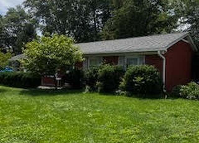 Property at 1705 Keats Dr, Clarksville, IN 47129, 2 beds, 1.5 baths