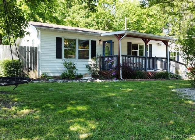 Property at 1310 W Kenwood Dr, Austin, IN 47102, 3 beds, 2 baths