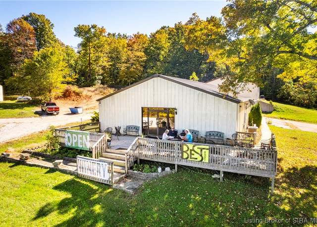 Property at 8373 Morgans Ln SE, Elizabeth, IN 47117, 2 beds, 1 bath