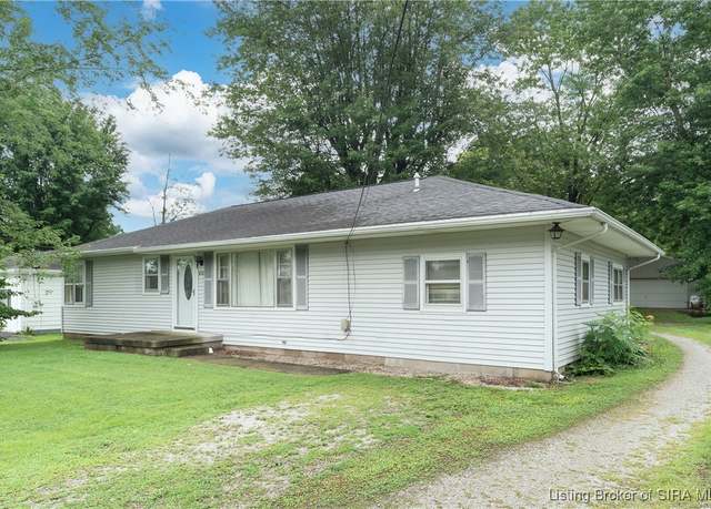 Property at 1012 S Riley Dr, Scottsburg, IN 47170, 4 beds, 1 bath