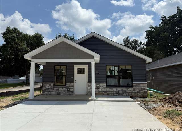Property at 1404 Frederick Ave, Jeffersonville, IN 47130, 3 beds, 2 baths