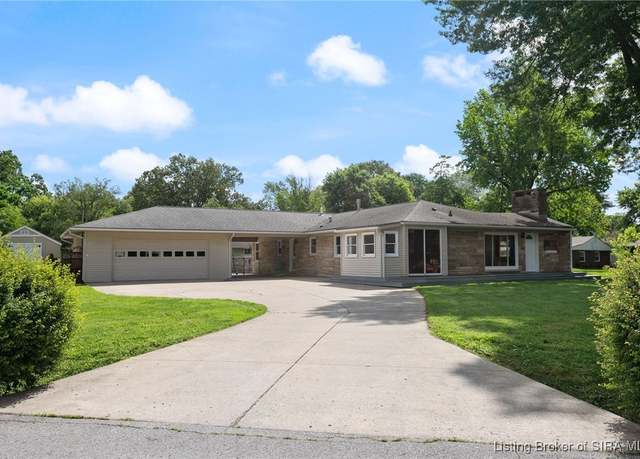 Property at 20 Beechwood Rd, Jeffersonville, IN 47130, 4 beds, 2 baths
