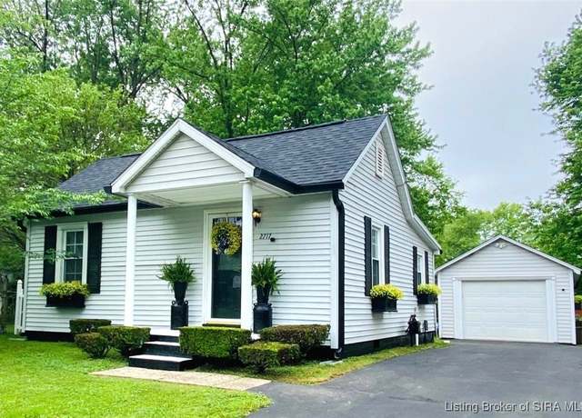 Property at 2717 Elmview Dr, New Albany, IN 47150, 2 beds, 1 bath