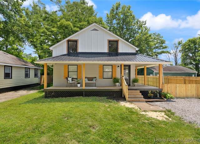 Property at 1029 Avondale Ct, Jeffersonville, IN 47130, 3 beds, 2 baths