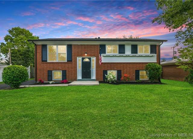 Property at 924 Spicewood Dr, Clarksville, IN 47129, 4 beds, 2 baths