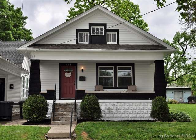 Property at 924 Meigs Ave, Jeffersonville, IN 47130, 3 beds, 1 bath