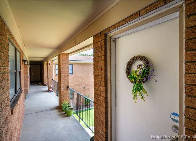 Property at 225 Ettels Ln #37, Clarksville, IN 47129, 1 bed, 1 bath