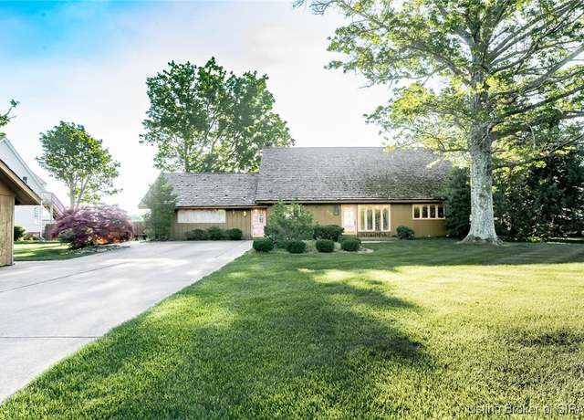 Property at 6720&6716 Longview Beach Rd, Utica, IN 47130, 4 beds, 2.5 baths